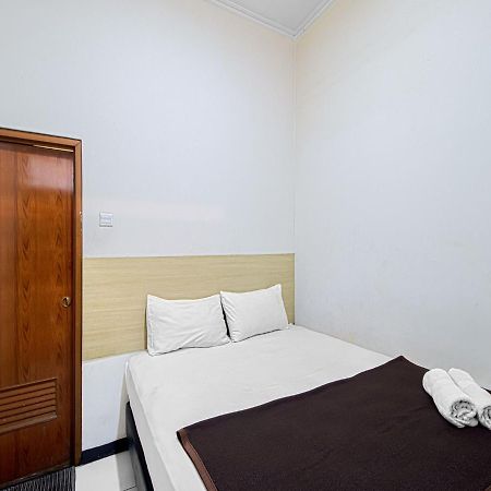 Bantal Guling Alun Alun Bandung Hotel Exterior photo