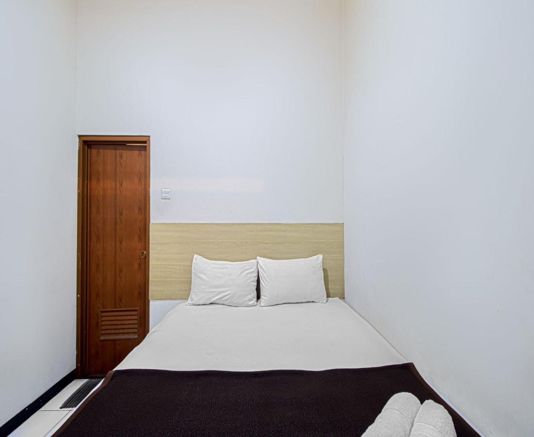 Bantal Guling Alun Alun Bandung Hotel Exterior photo