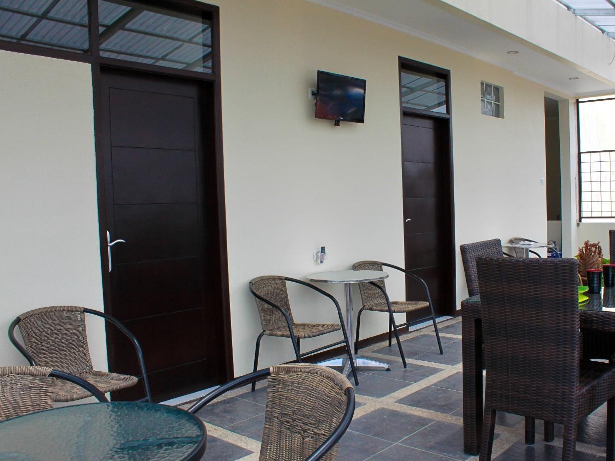 Bantal Guling Alun Alun Bandung Hotel Exterior photo
