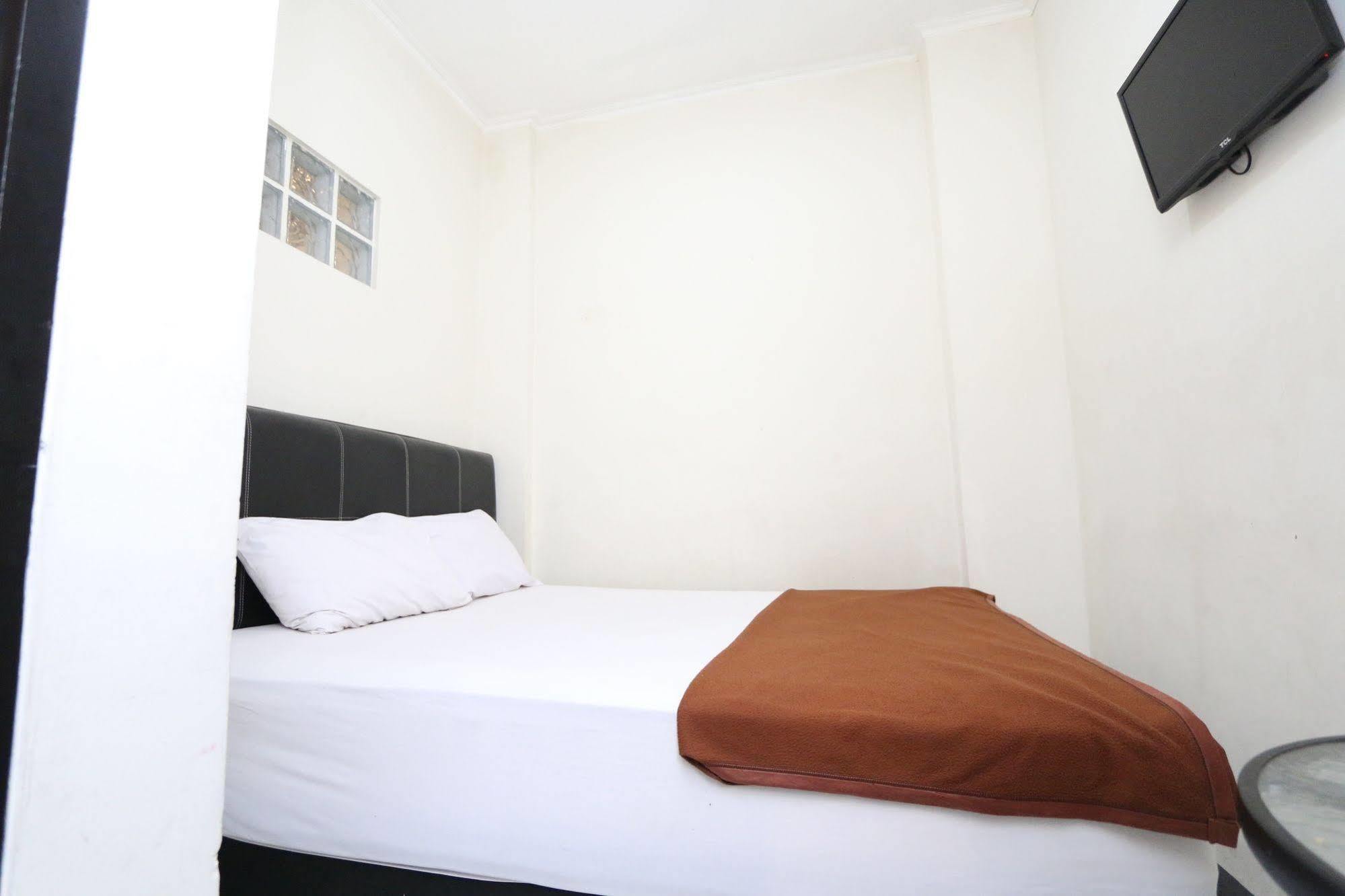 Bantal Guling Alun Alun Bandung Hotel Exterior photo